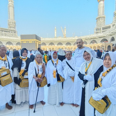 UMROH BERSAMA SAFAROH