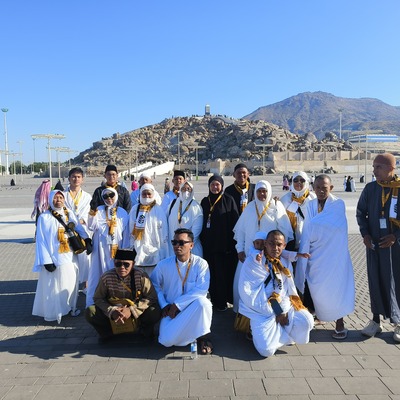 UMROH BERSAMA SAFAROH