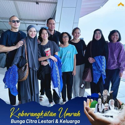 artis umroh arminareka