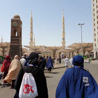 Menuju Masjid Nabawi