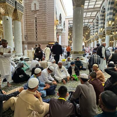 Kajian di Masjid Nabawi