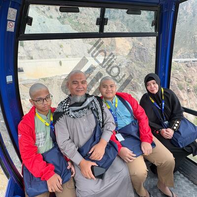 Naik Kereta Gantung / Telefric