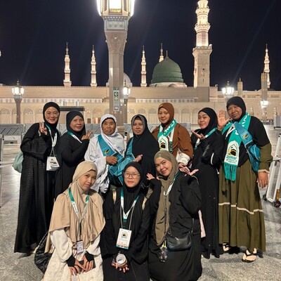 Jamaah Zumar Travel saat berada di Masjid Nabawi