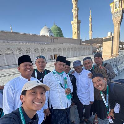 Jamaah Zumar Travel saat berada di Masjid Nabawi