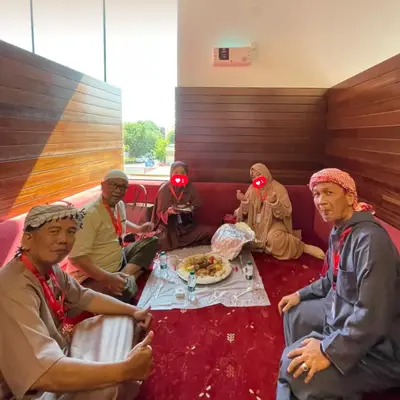 Kebagagian Jamaah Salwa Tour Travel